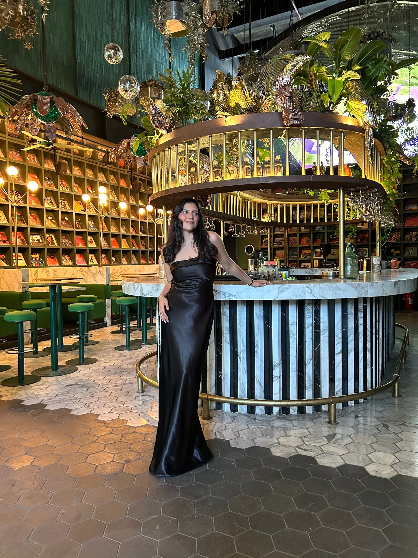 Magnolia negro largo