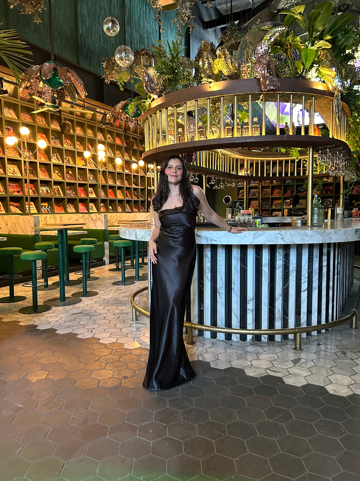 Magnolia negro largo